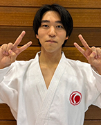 安藤陽翔