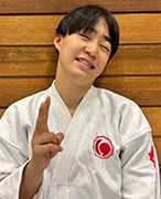 髙橋虎太郎